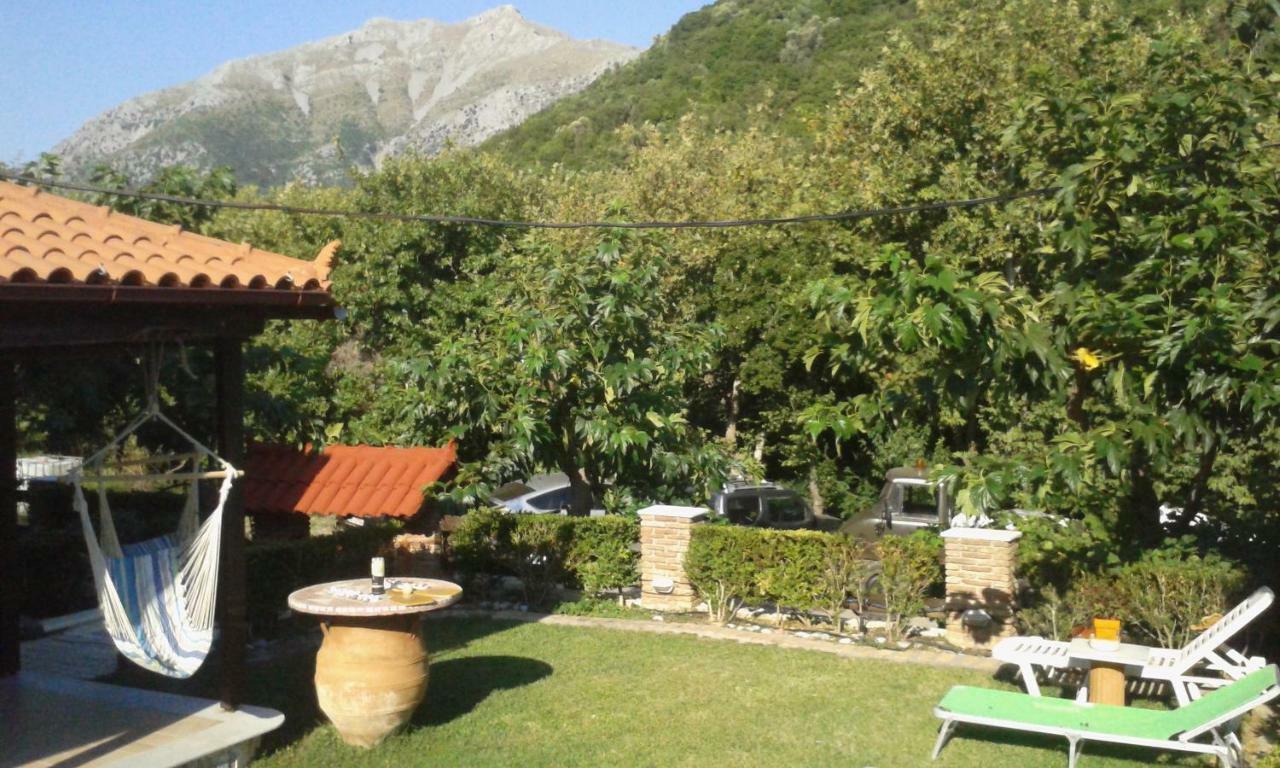 Appartement Kalogirou Stone House à Limniónas Extérieur photo